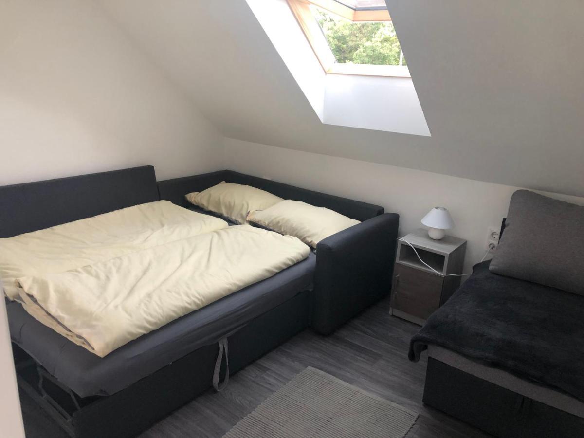 Heni Apartment Bük المظهر الخارجي الصورة