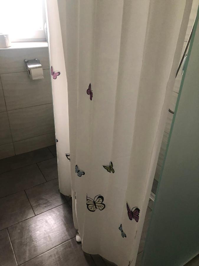Heni Apartment Bük المظهر الخارجي الصورة