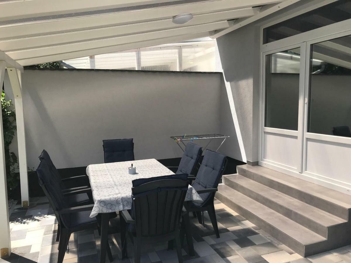 Heni Apartment Bük المظهر الخارجي الصورة